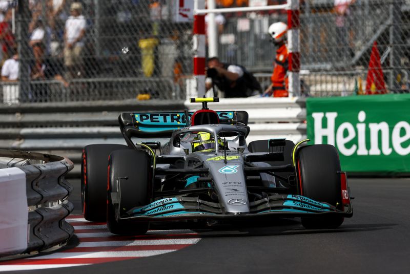 hamilton-monaco-mercedes-day2