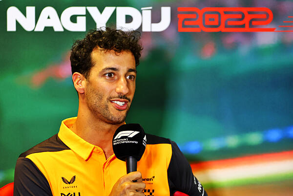 ricciardo-dppi-magyar-day0