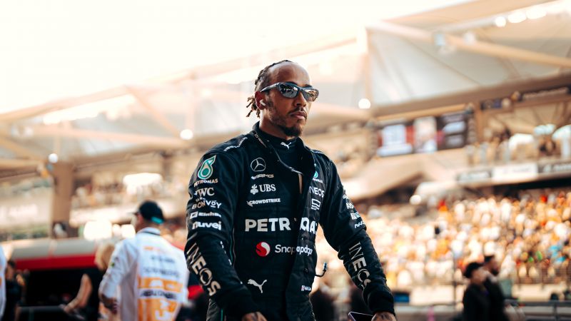 f1-hamilton-mercedes-1