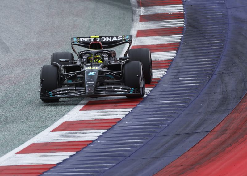 f1-hamilton-mercedes-spielberg