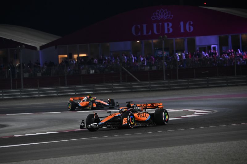 f1-mclaren-katar-2