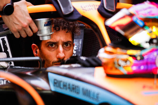 f1-ricciardo-mclaren-2022_1