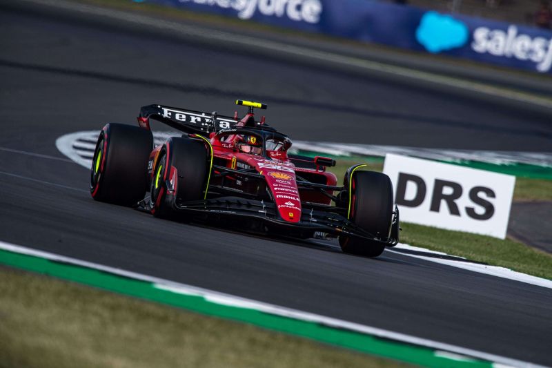 f1-sainz-ferrari-silverstone-day1