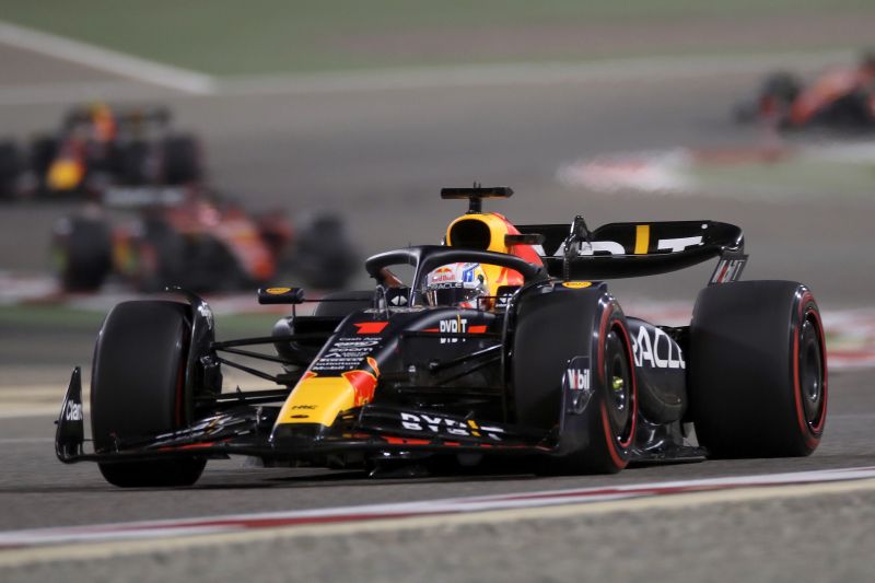 f1-verstappen-redbull-bahrein-race-1