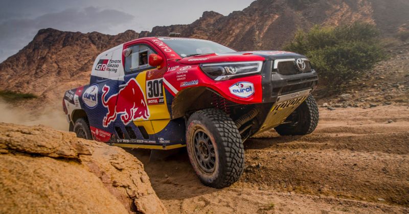 toyota_hilux_rally_8