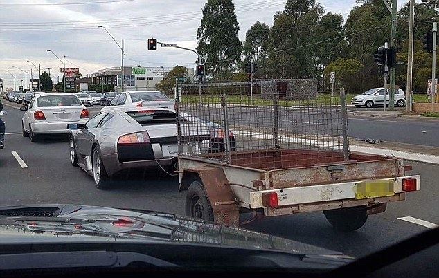 lambo-vontató