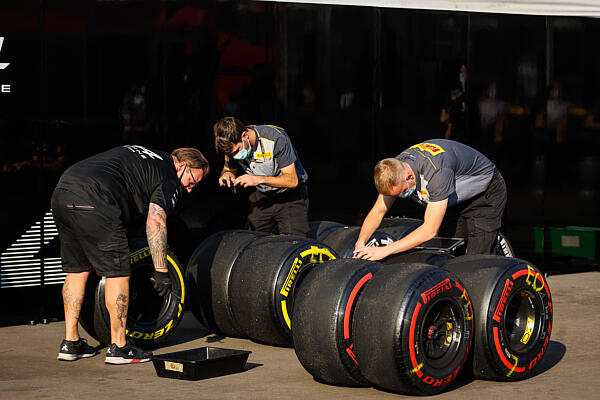 pirelli-f1-gumi-dppi