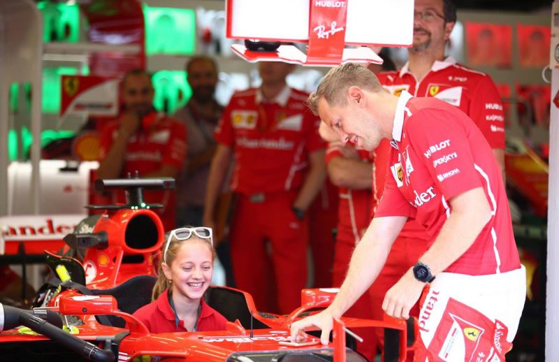 vettel-ring-kisgyerek-2