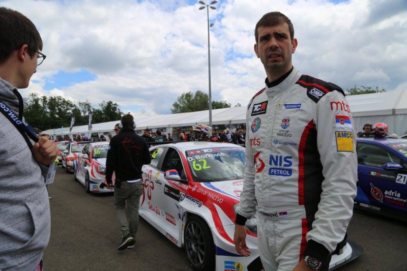 19275210_1558250087540141_947246268151036850_n