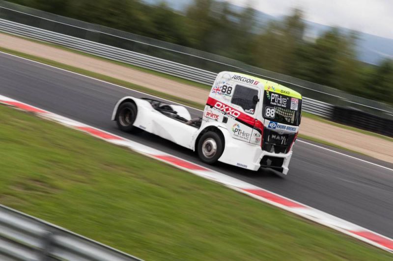 21316563_1637833339571894_6024762108343950781_o