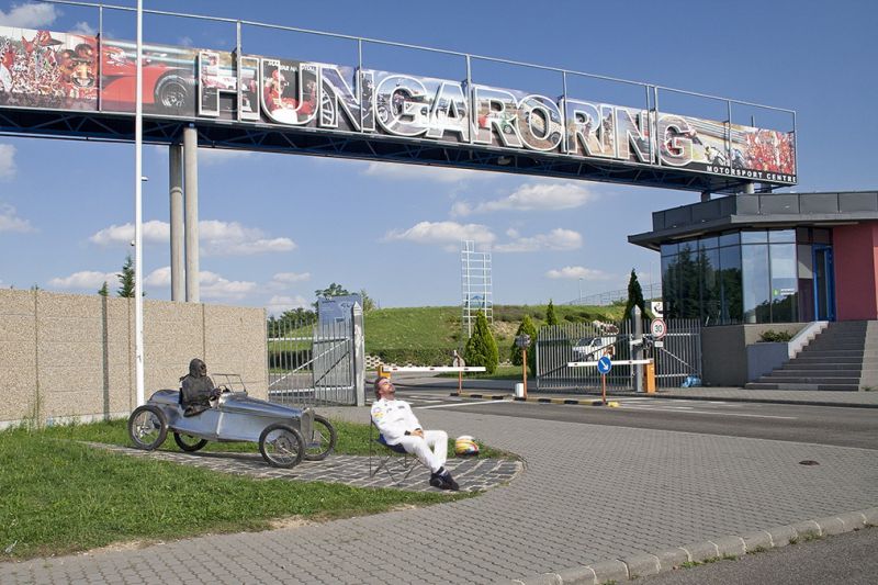 Alonso Szisz Ferenc szobor_01