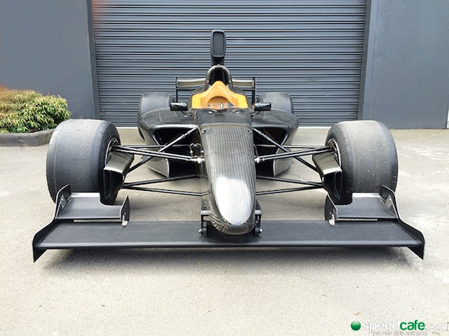 Front-on_1