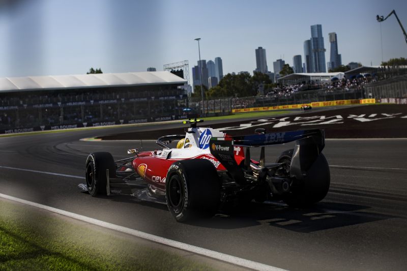 f1-ferrari-hamilton-2026