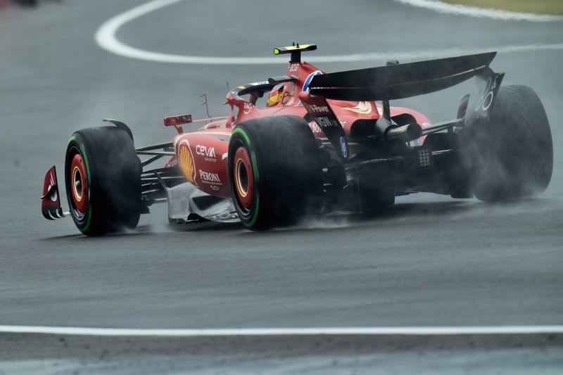 14-scuderia-ferrari-british-gp-saturday_906b8216-8771-47de-8739-fc6a976e8d83_resize