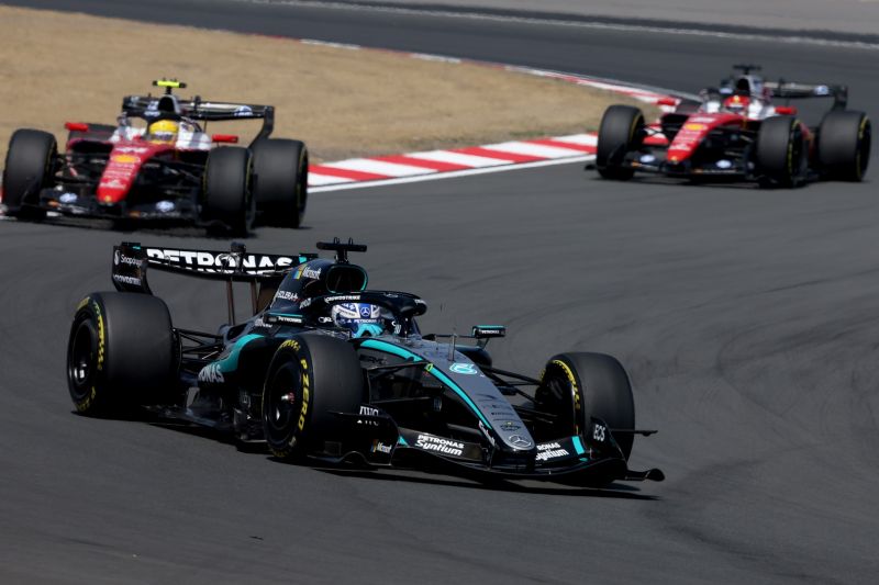 f1-russell-mercedes-2026