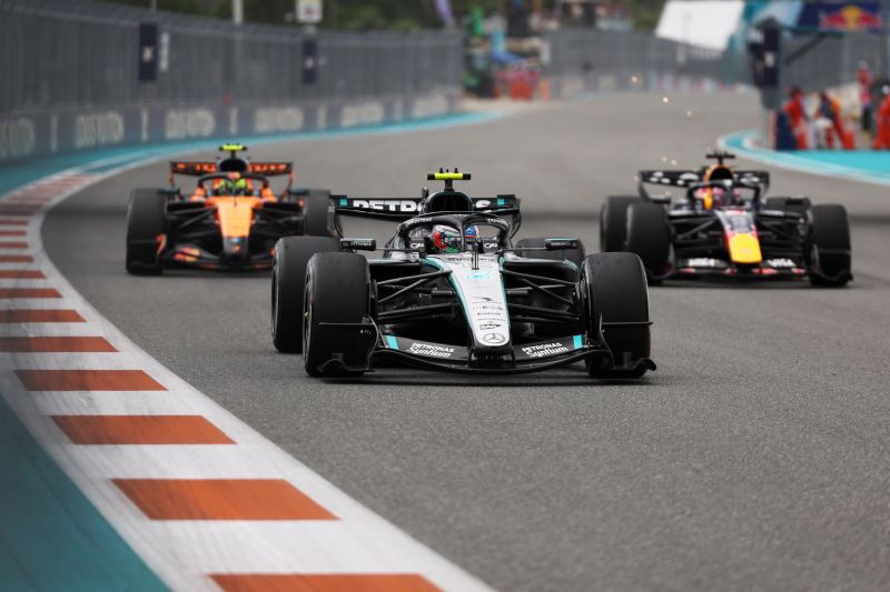 M595171_F1_Grand_Prix_of_Miami_resize_1