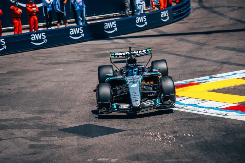 M602144_Monaco_Grand_Prix__Saturday__Richard_Pardon_resize