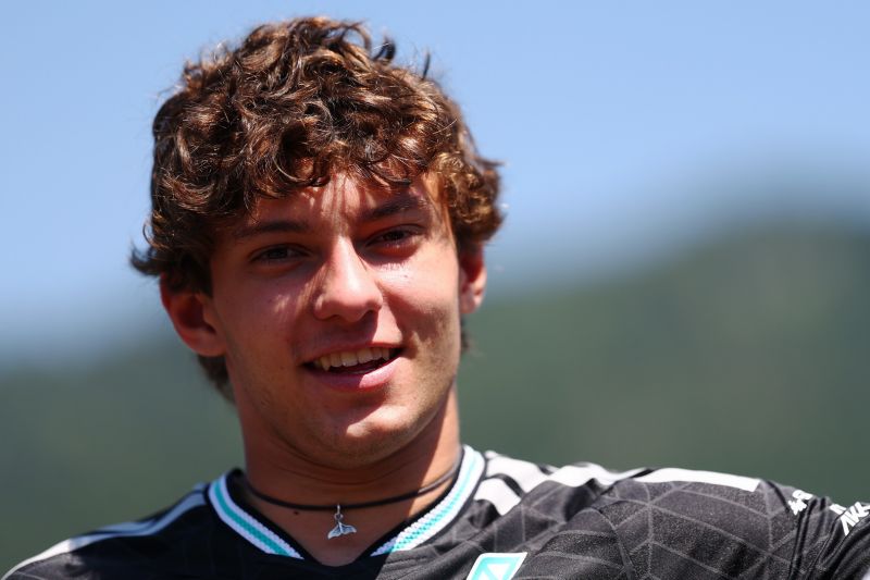 M607006_F1_Grand_Prix_of_Austria_Practice_resize