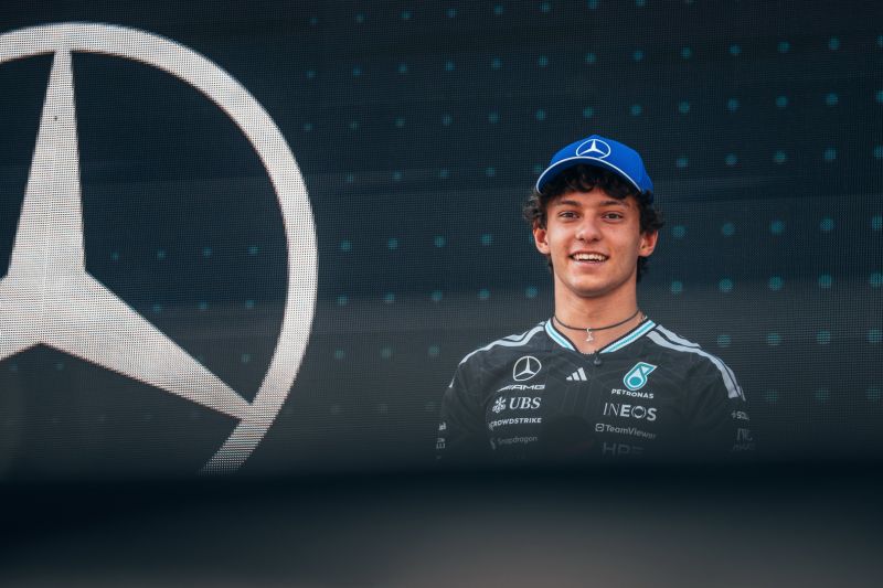 M607038_Austrian_Grand_Prix__Friday__Richard_Pardon_resize