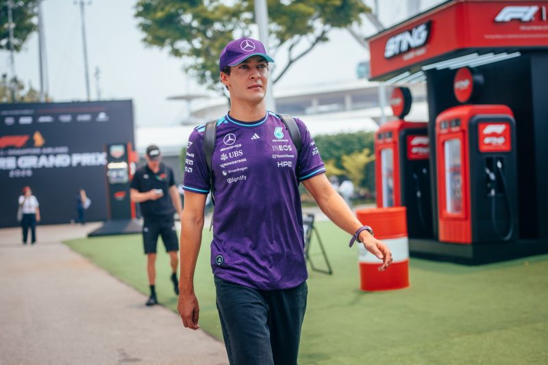M637133_Singapore_Grand_Prix__Friday_resize