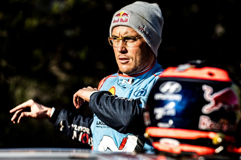 NEUVILLE1