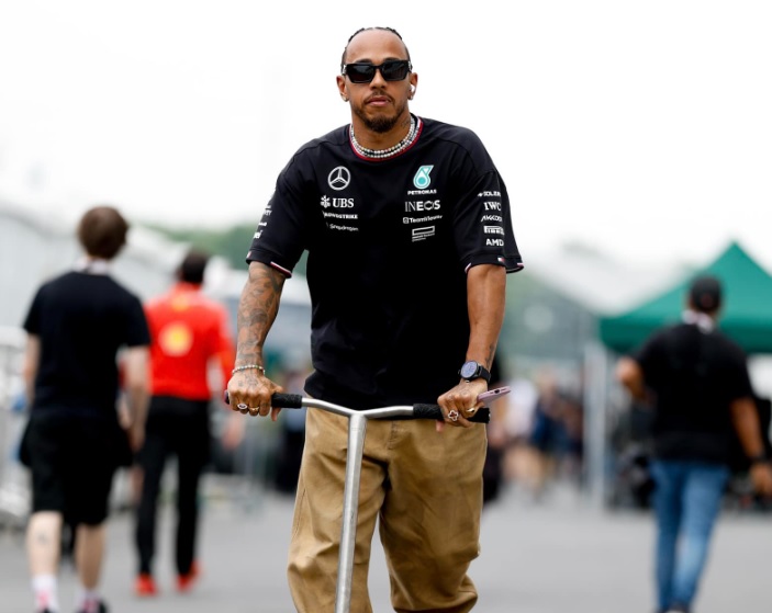 f1-hamilton-mercedes-2024_2