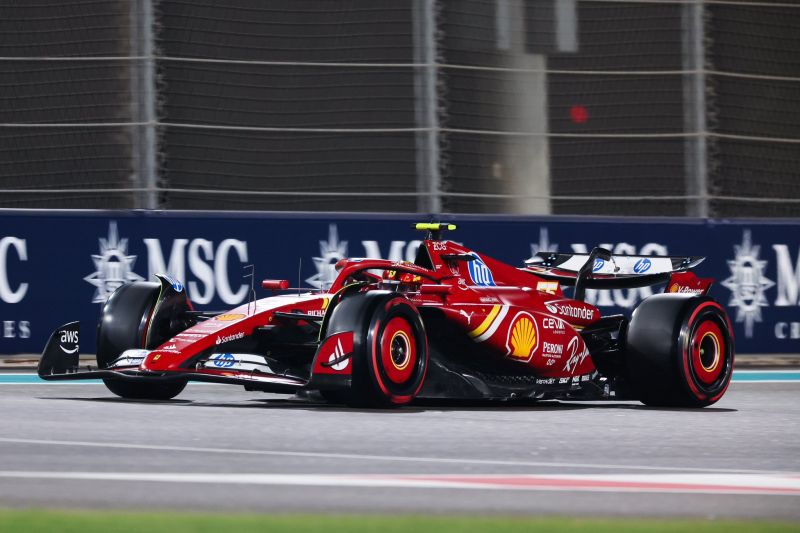 f1-sainz-ferrari-abudhabi