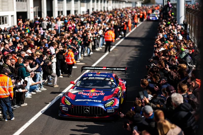 verstappen racing
