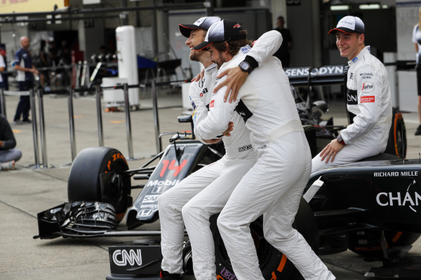 alonso-button-2017-monacopotlas