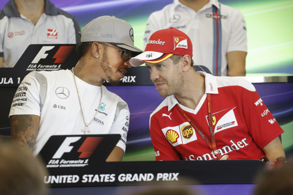 hamilton-vettel-eselyesek-2017