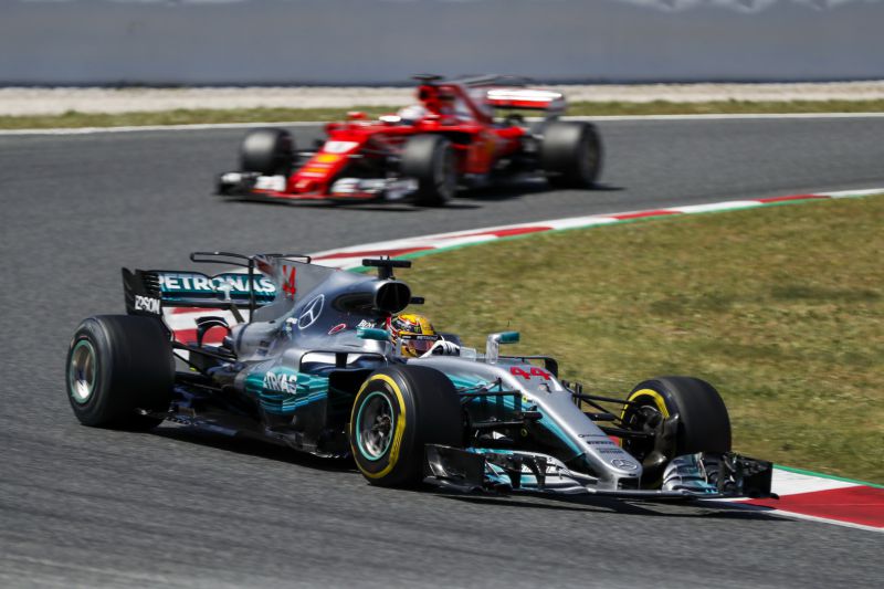 hamilton-vettel-stewart-eselylatolgatas