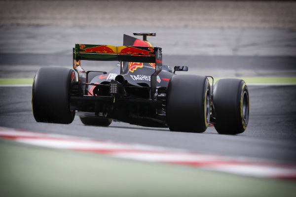 redbull-renault-viszony-2017