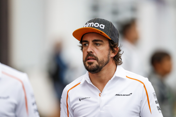 alonso-a-stroll-incidensrol-2018