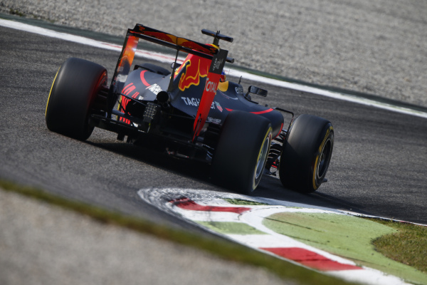 ricciardo-monza-2016