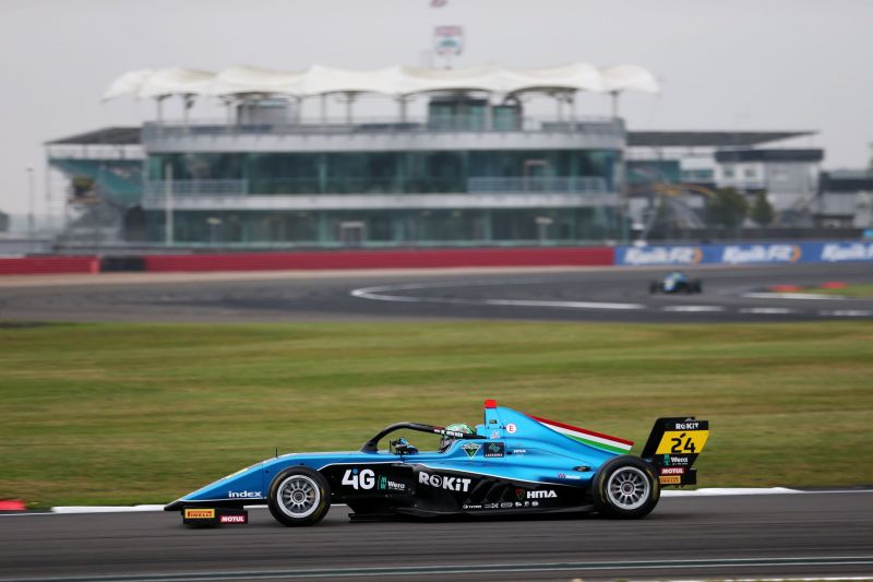 Martin_Molnar_Silverstone_National_2