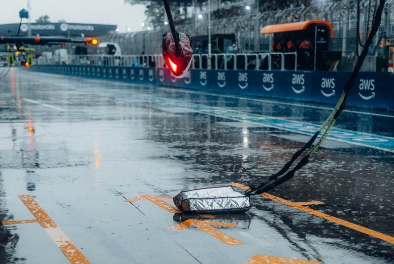 interlagos-rain-ferrari