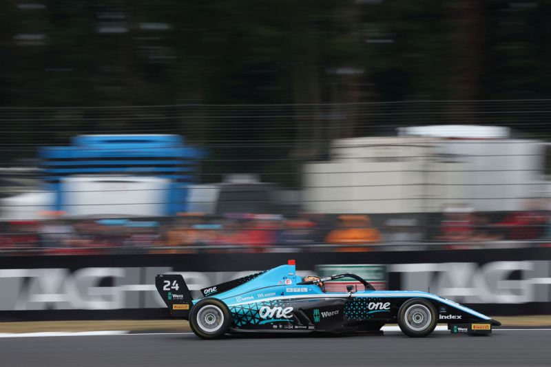 Martin.Molnar.Silverstone.1