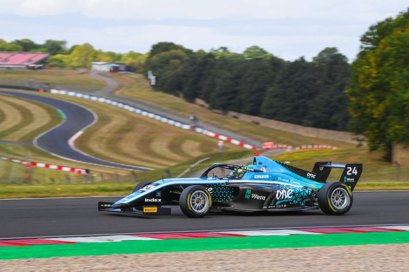 Molnar_Martin_brit_F4_Donington_3