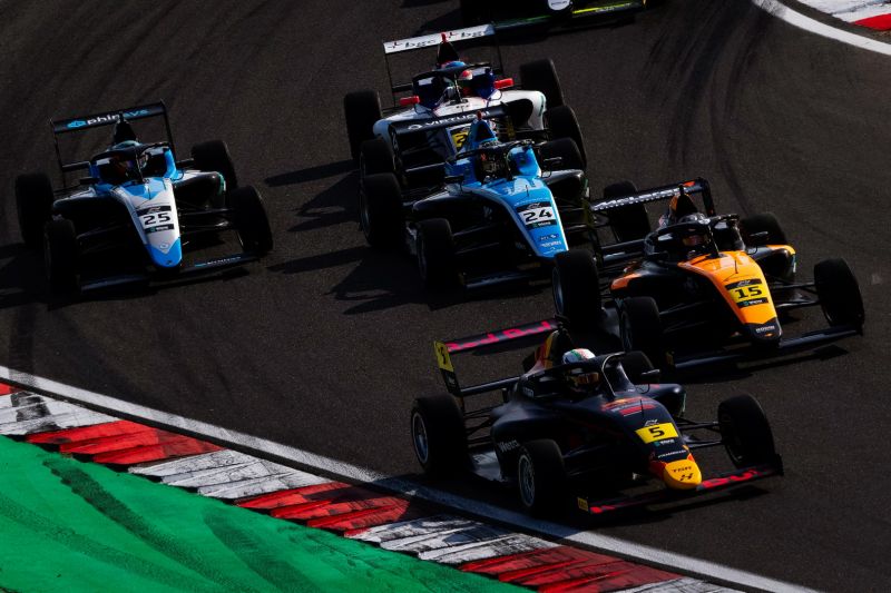 MGR_IMAGES_Makai_Gergely_20251005_028EX_resize