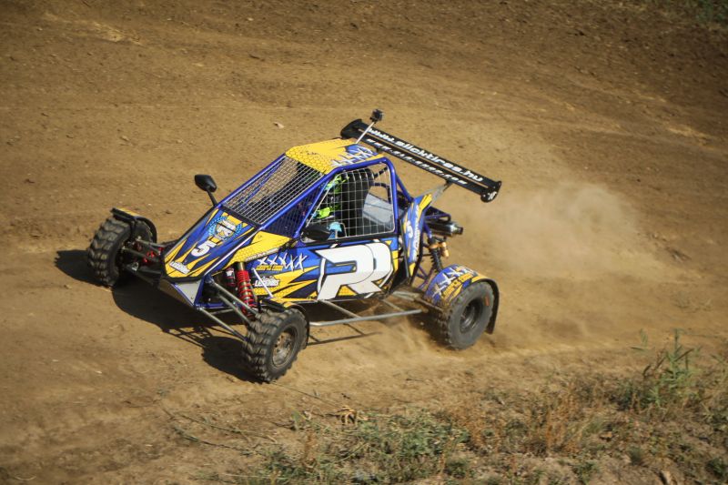 _g718g5D4_1113_resize