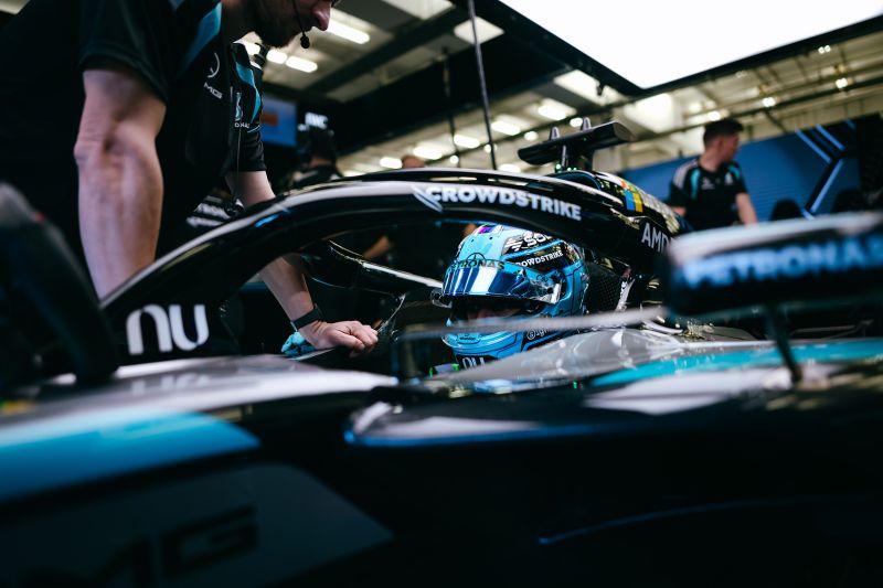 russell-bahrein-test-2