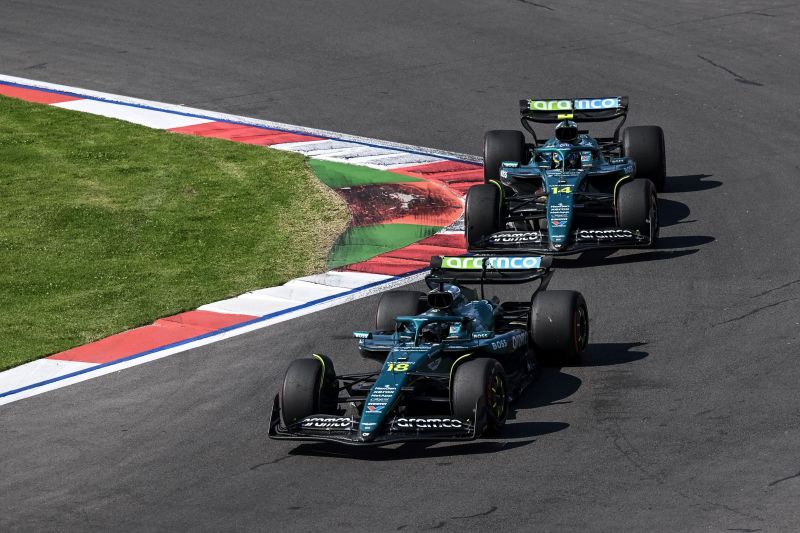 stroll-alonso-mexico