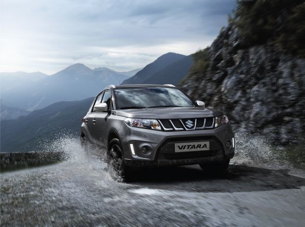 02_VITARA-S_scene_outdoor_k