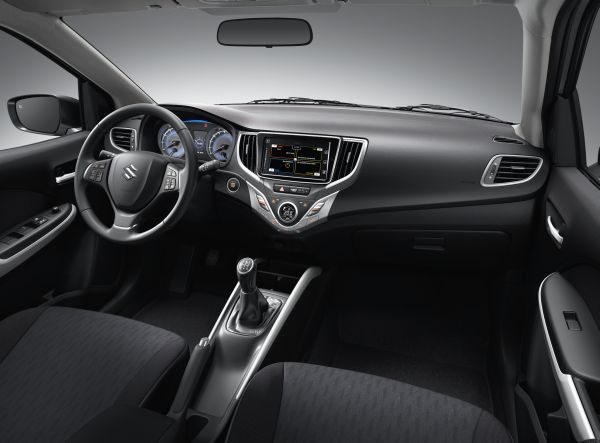 13_BALENO_interior_k