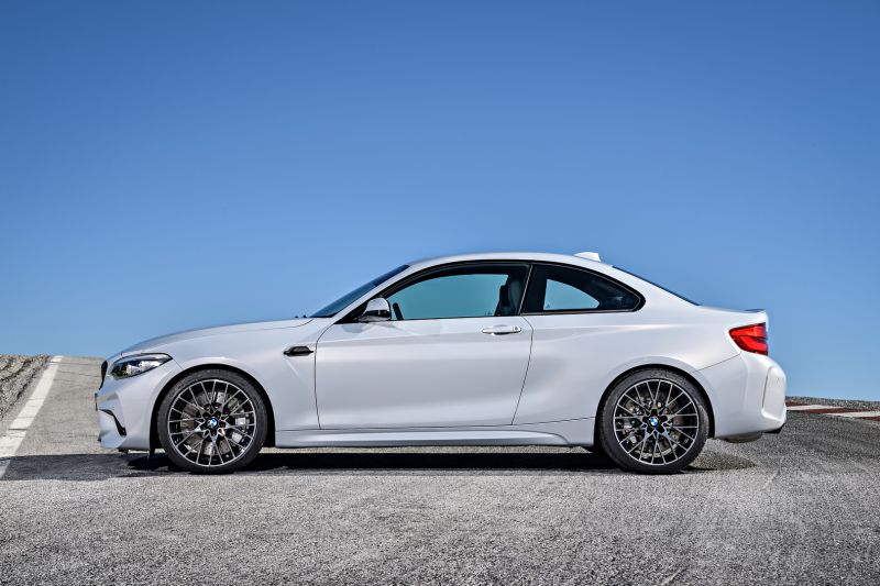 P90298671_highRes_the-new-bmw-m2-compe_resize