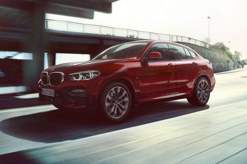 P90306452_highRes_the-new-bmw-x4-05-20_resize