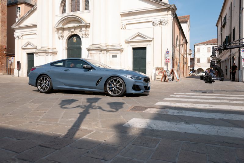 P90329154_highRes_the-new-bmw-8-series_resize