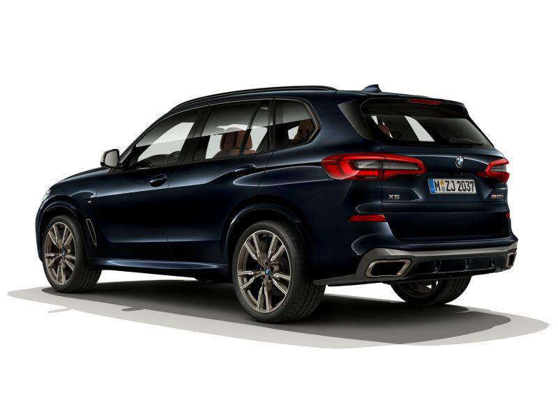 P90351128_highRes_the-new-bmw-x5-m50i-_resize