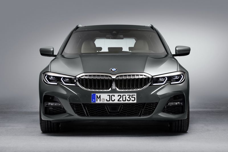 P90351251_highRes_the-new-bmw-3-series_resize