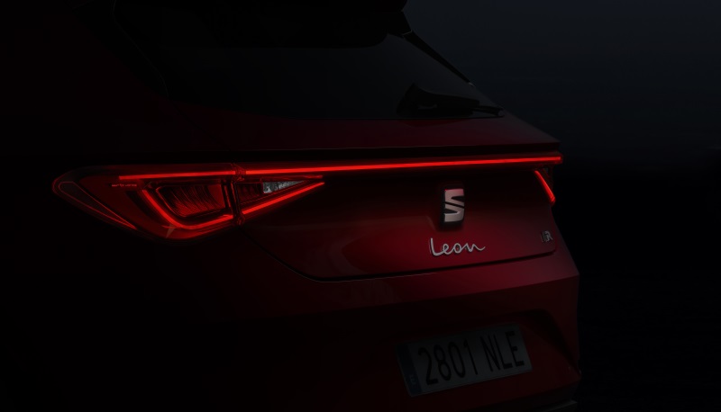 The-all-new-SEAT-Leon-brings-greater-presence-to-the-compact-segment_01_HQ